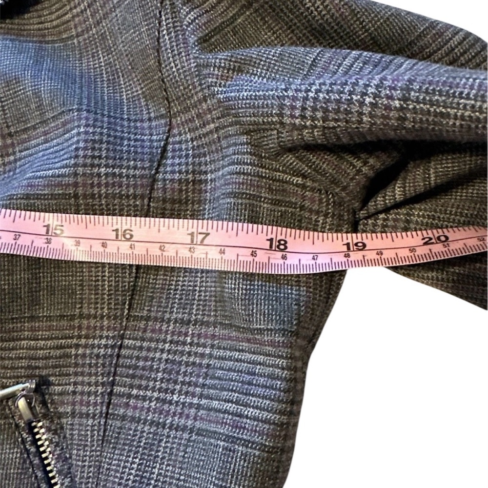 White House Black Market Moto Jacket Women Sz 8 Gray Merlot Plaid Cropped Lined - Picture 12 of 14